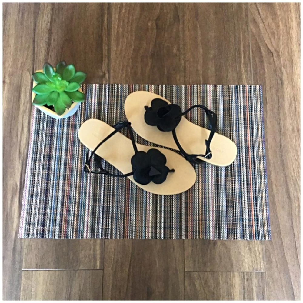 Forever 21 Black Flower Strappy Sandals - Picture 7 of 7